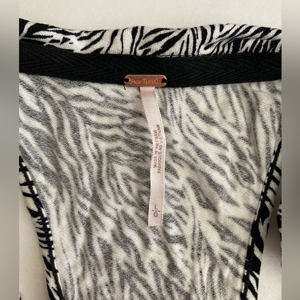Free People | NWT Animal Print RacerBack Tank - Picture 9 of 10
